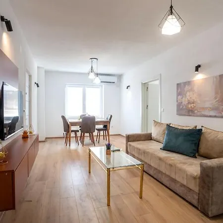 Apartment New In Quiet Area No 1 *